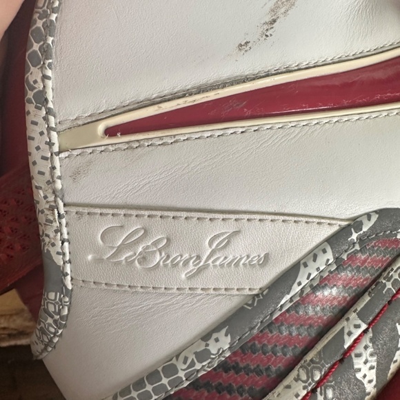 Lebron James Ohio state size 14 - Picture 3 of 9